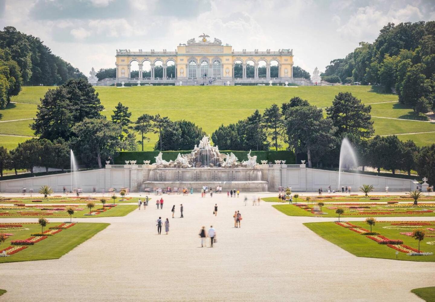 Royal Deluxe-Free Garage,Near Schoenbrunn Palace เวียนนา ภายนอก รูปภาพ